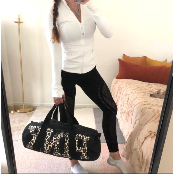 PINK Victoria's Secret Handbags - Victoria Secret PINK Duffle Sleepover Cheetah Bag